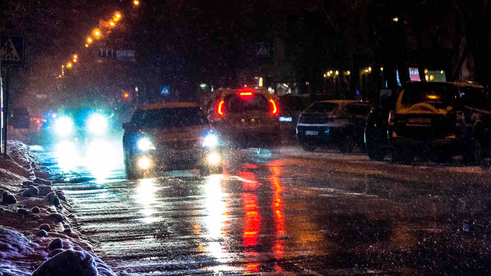 Night-Driving-Car-Snow.jpg